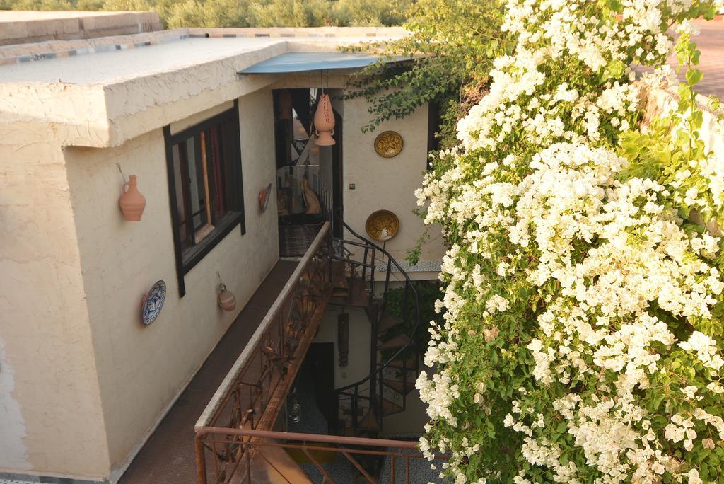 Maison D'Hotes Ait Bou Izryane Timoulilt Exterior foto