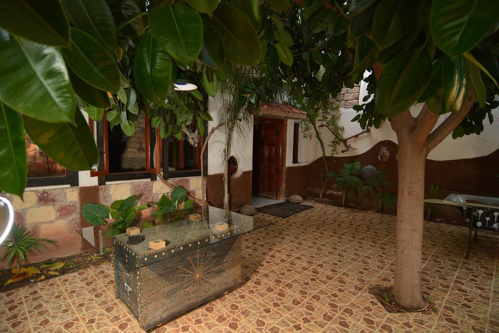 Maison D'Hotes Ait Bou Izryane Timoulilt Exterior foto